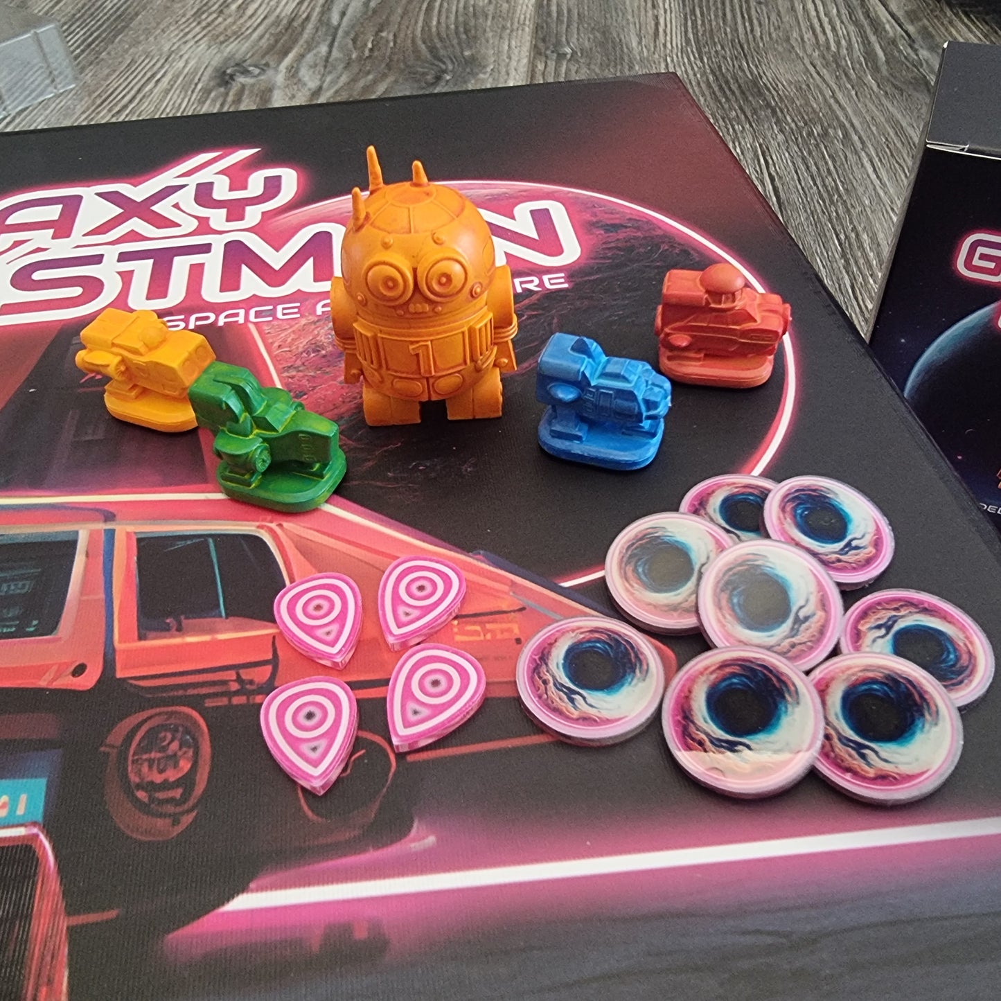 Galaxy Postman - Deluxe Parts